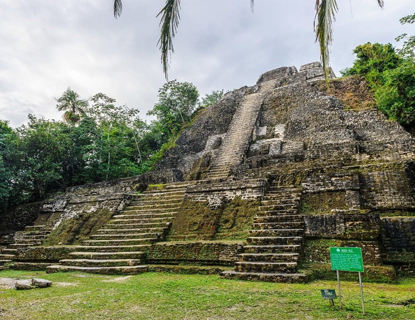 Lamanai Mayan ruins