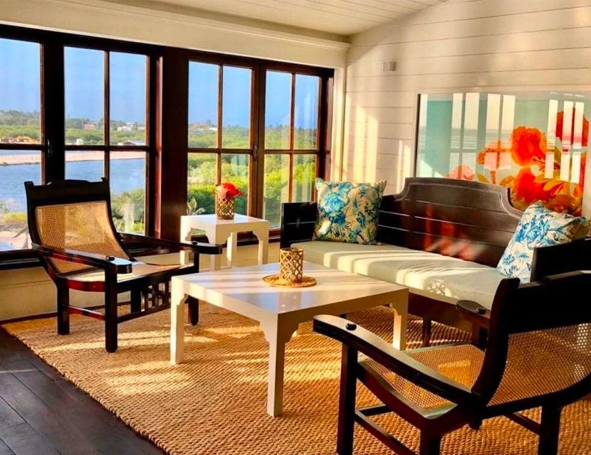 Founder's Lounge at Mahogany Bay Resort